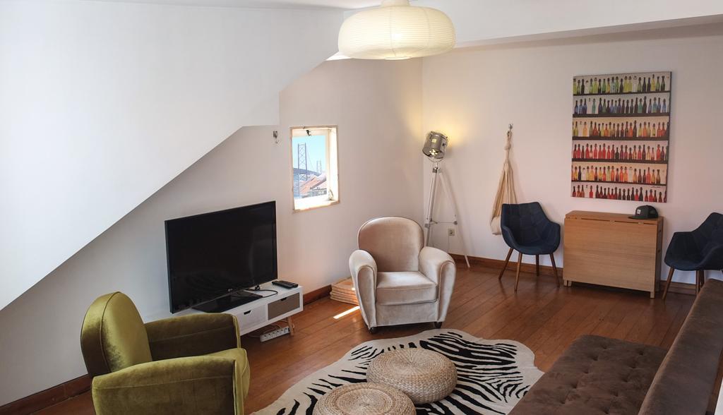 Quiet And Sunny Central Lisbon Apartment Экстерьер фото